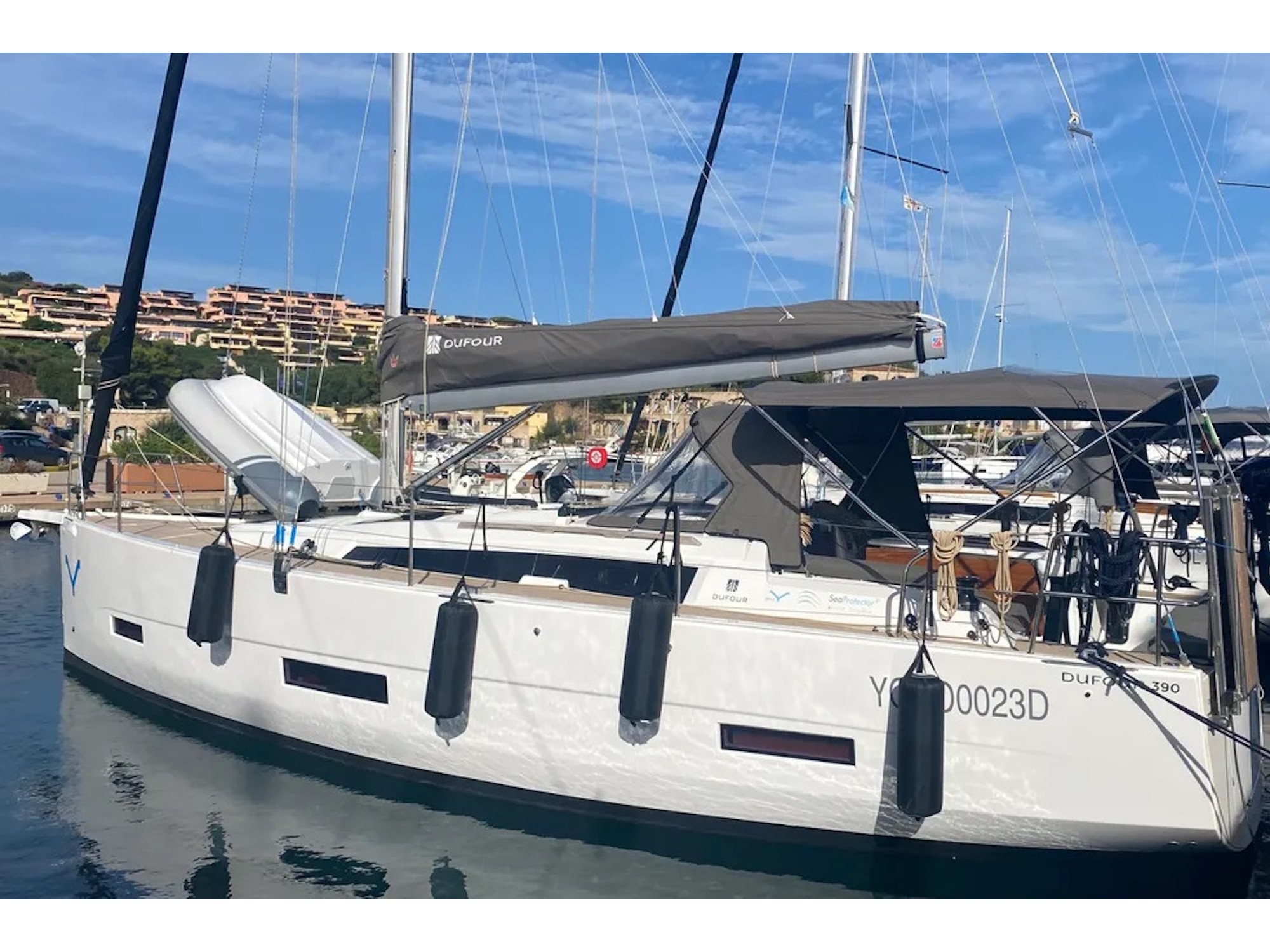 Yachtcharter Dufour 390 - Italien, Sardinien, Porto