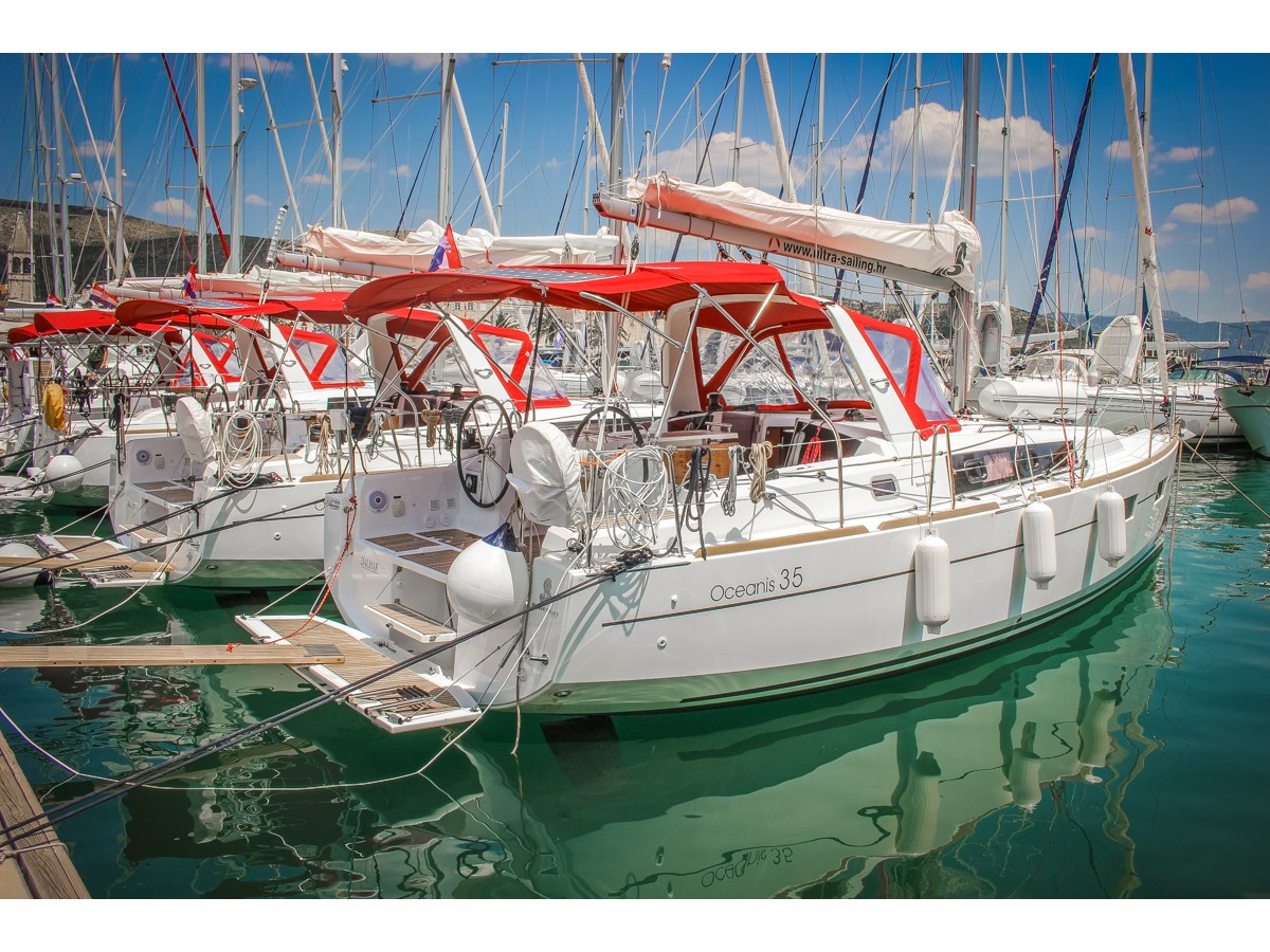 Yacht charter Oceanis 35 - Croatia, Southern Dalmatia, Dubrovnik