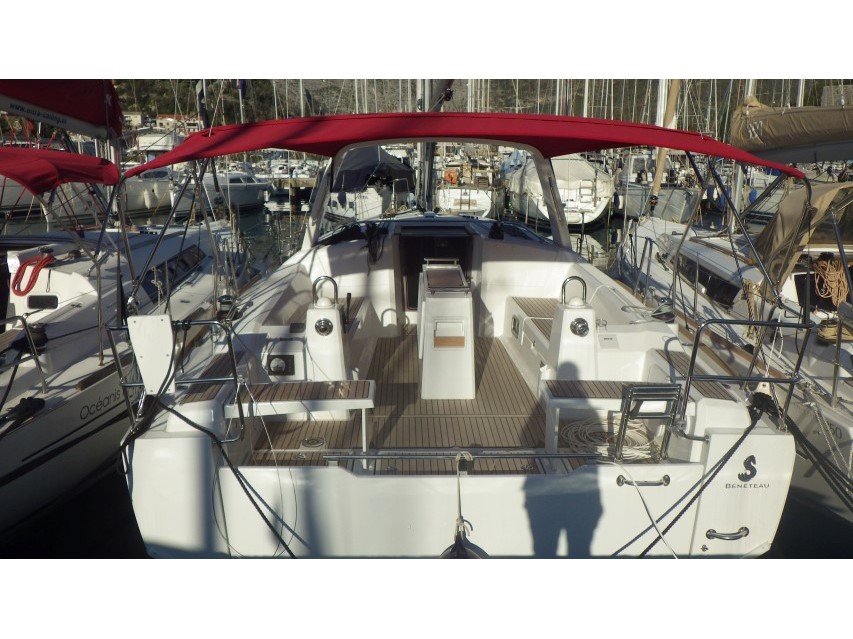 Yacht charter Oceanis 38.1 - Croatia, Southern Dalmatia, Dubrovnik