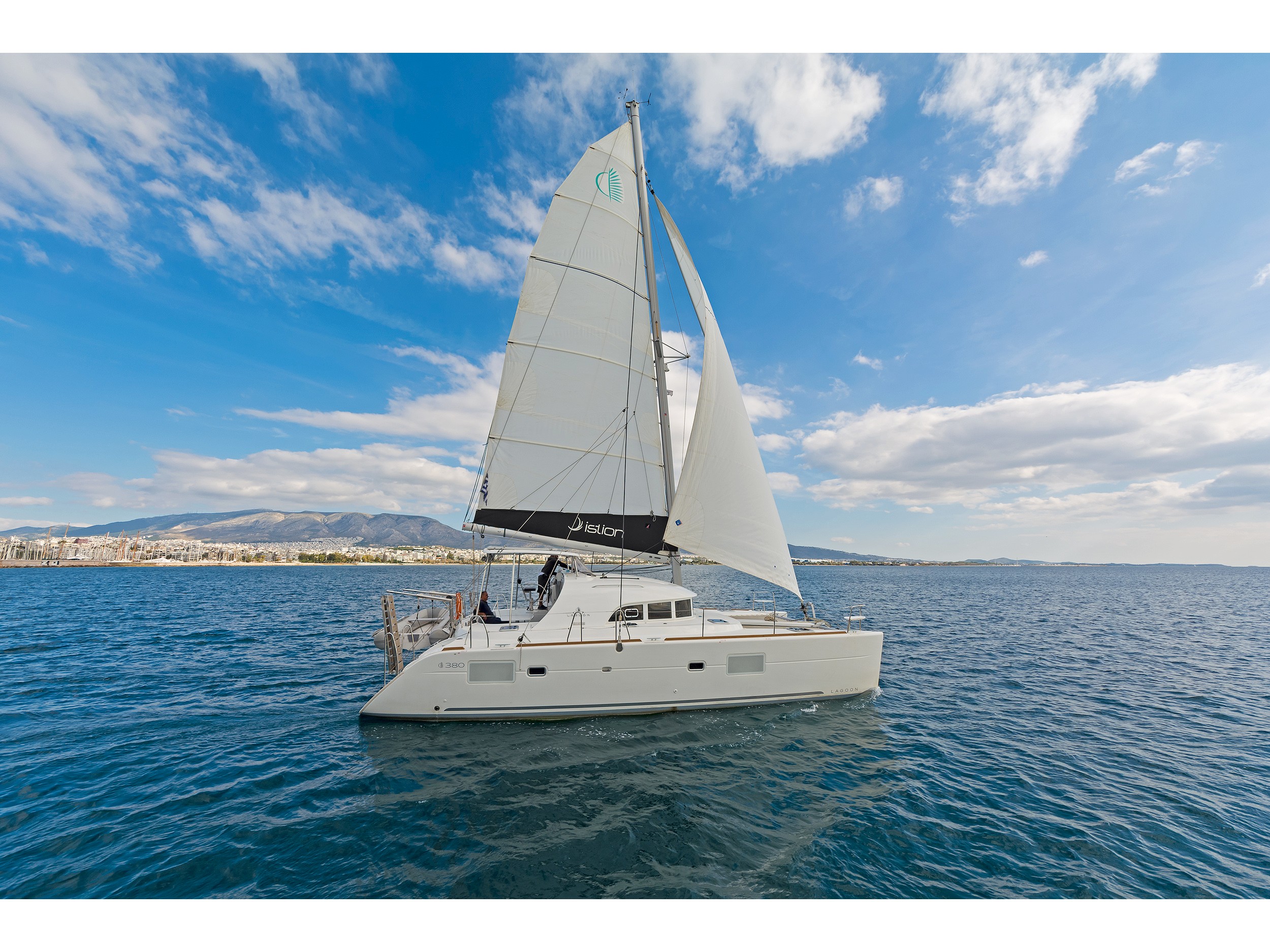 Yacht charter Lagoon 380 - Greece, Ionian Islands, Corfu