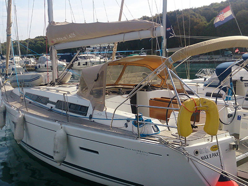 Yacht charter Dufour 405 - Croatia, Istria, Anyway
