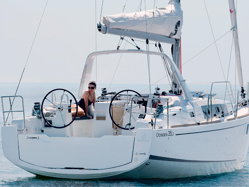 Yacht charter Oceanis 35.1 - Croatia, Central Dalmatia, Split
