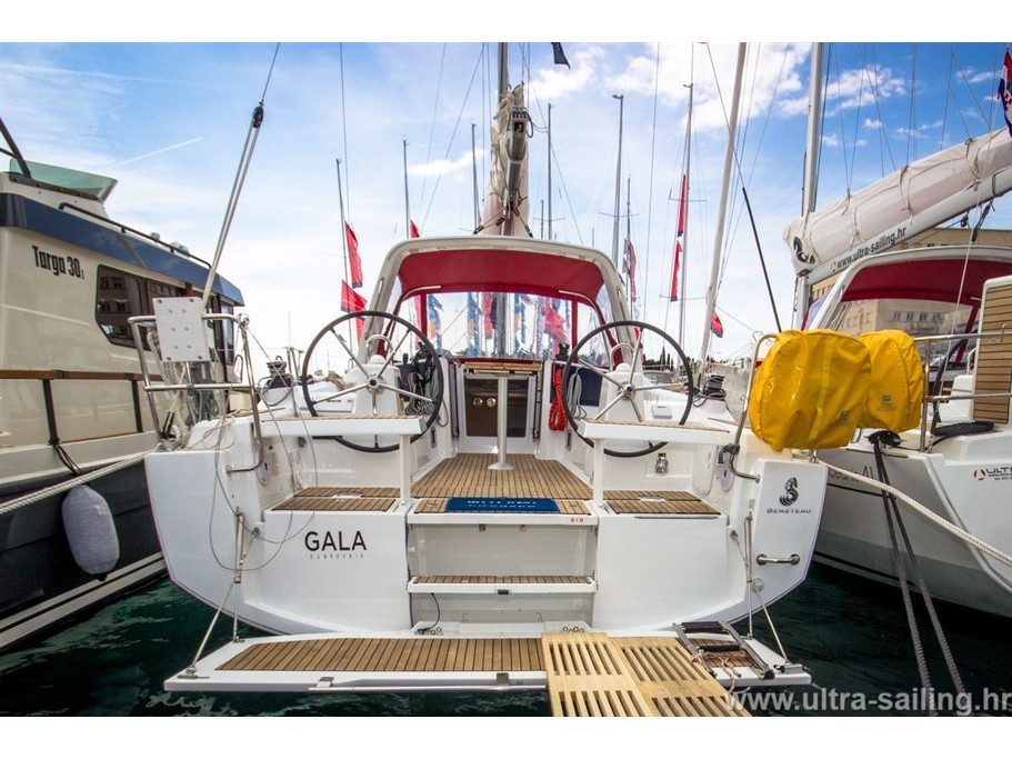 Yacht charter Oceanis 35 - Croatia, Central Dalmatia, Split