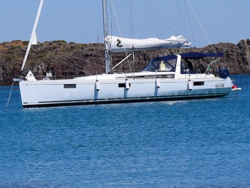 Yachtcharter Oceanis 48 - Italien, Sardinien, Carloforte