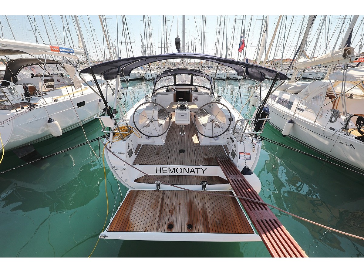 Yacht charter Bavaria Cruiser 41 - Croatia, Northern Dalmatia, Biograd