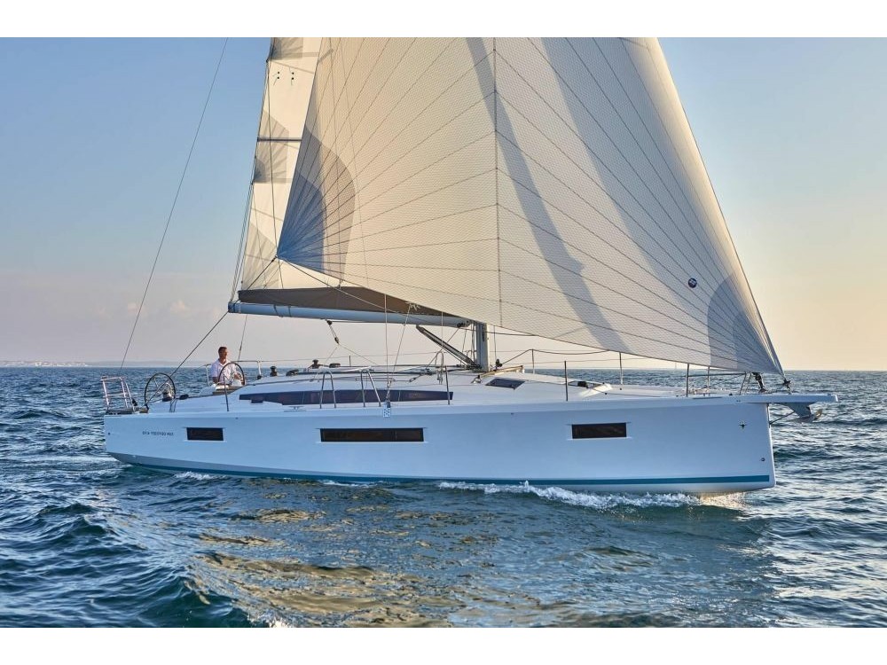 Yacht charter Sun Odyssey 410 - Greece, Sporad Islands, Skiathos