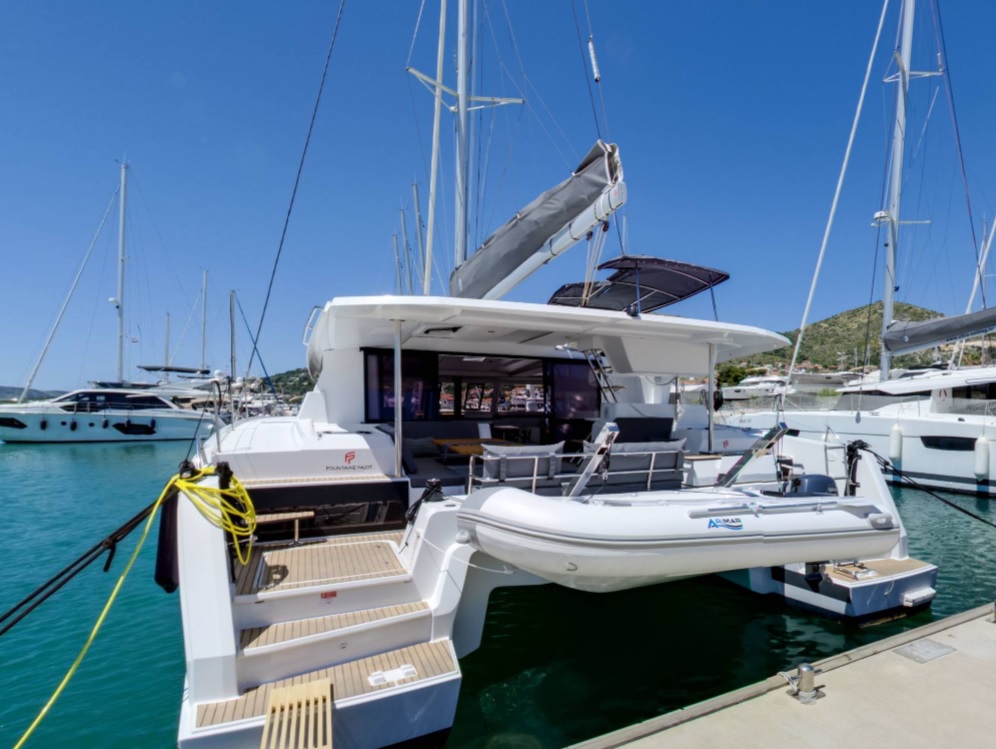 Yacht charter Astréa 42 - Croatia, Central Dalmatia, Trogir
