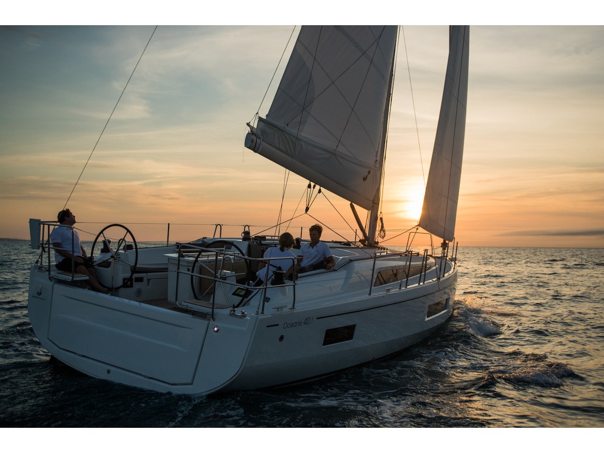 Yachtcharter Oceanis 40.1 - Italien, Sardinien, Porto